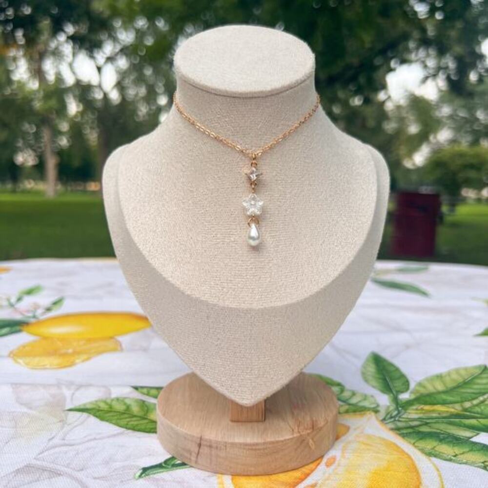 Pearl White Diamond Crystal Glass Floral Czech Long Romantic Sweet Fun Necklace
